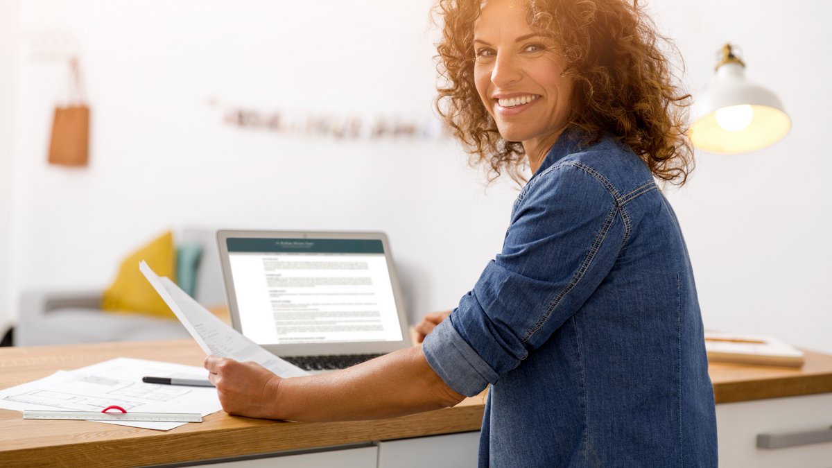 The Beginning: What is the Average Age of Perimenopause Onset?